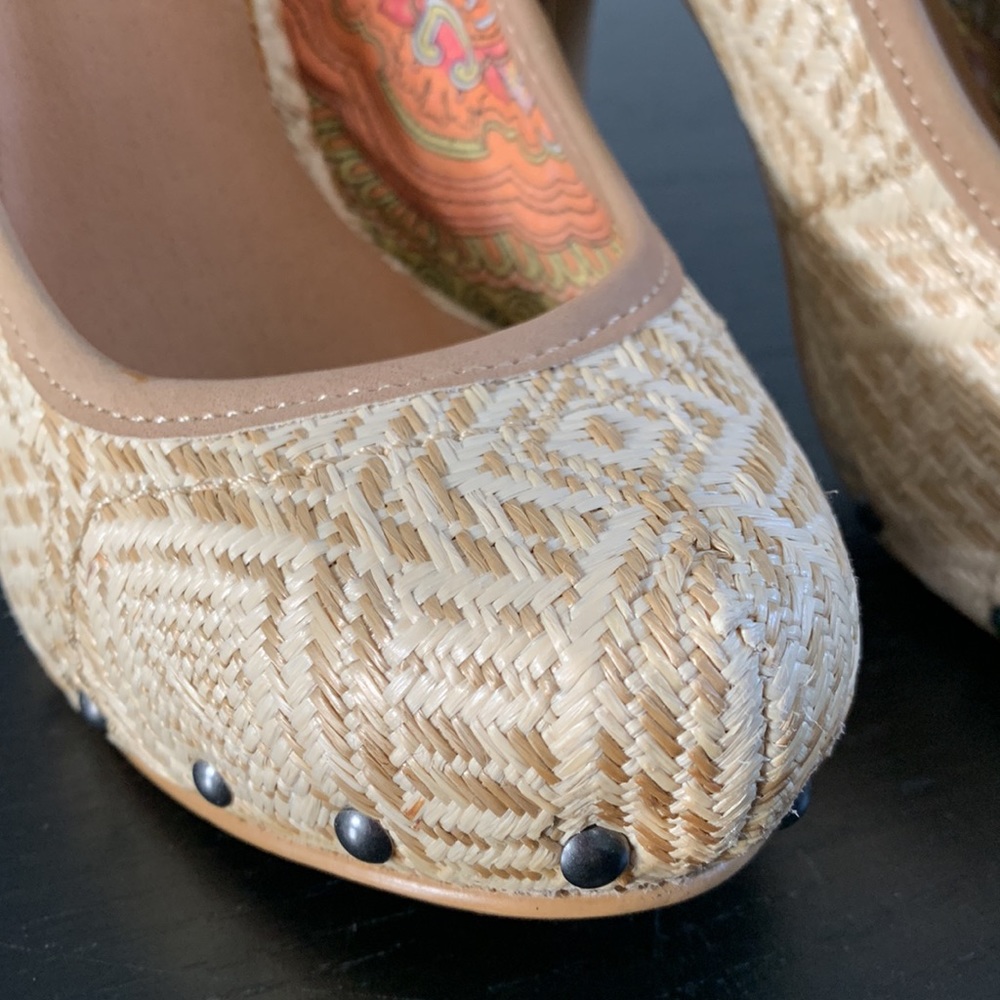 NOT RATED rattan high heel - Picture 6 of 11